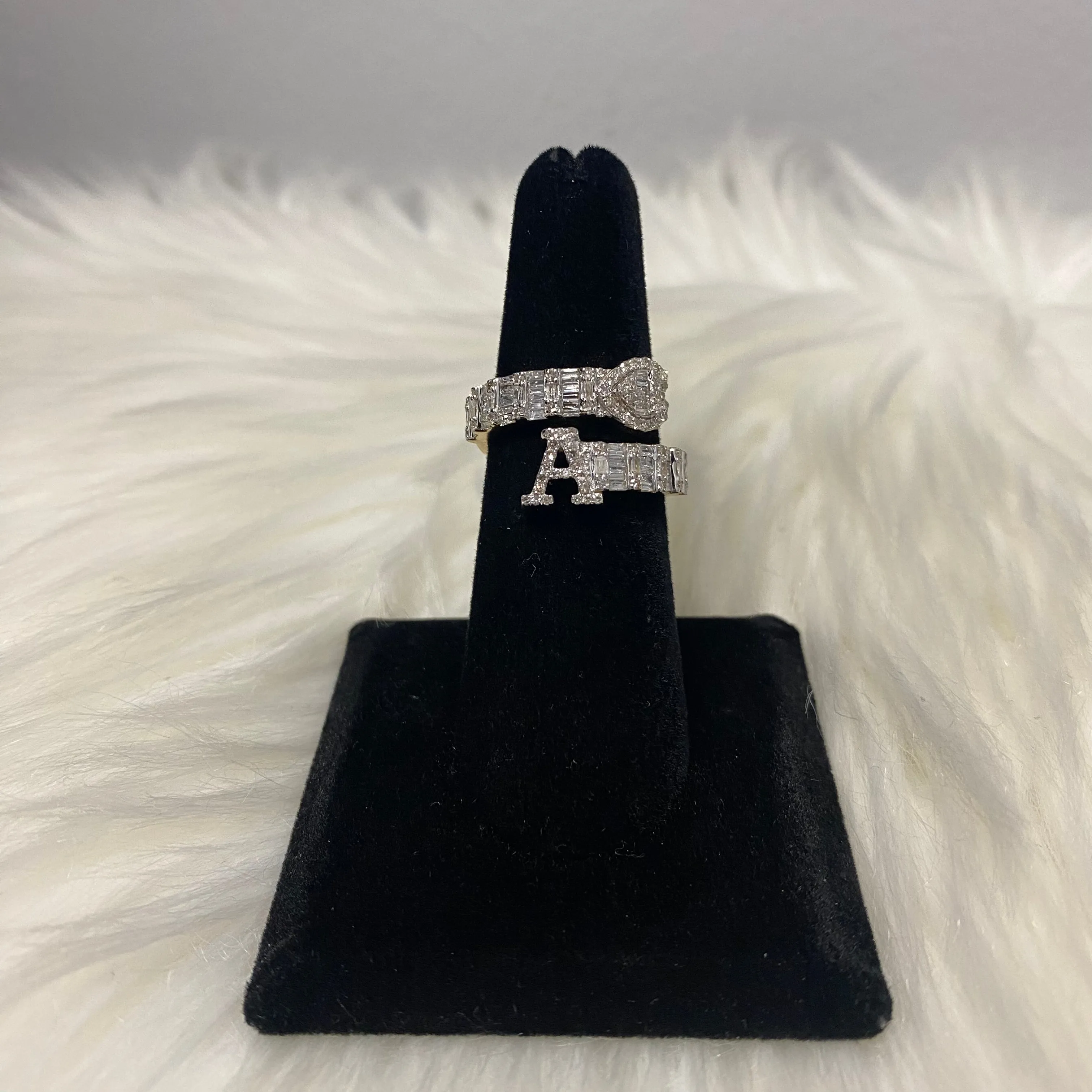 10K Yellow Gold Diamond Letter A With Heart Ring 0.99Ct Dia / 5.2gr / Size 6