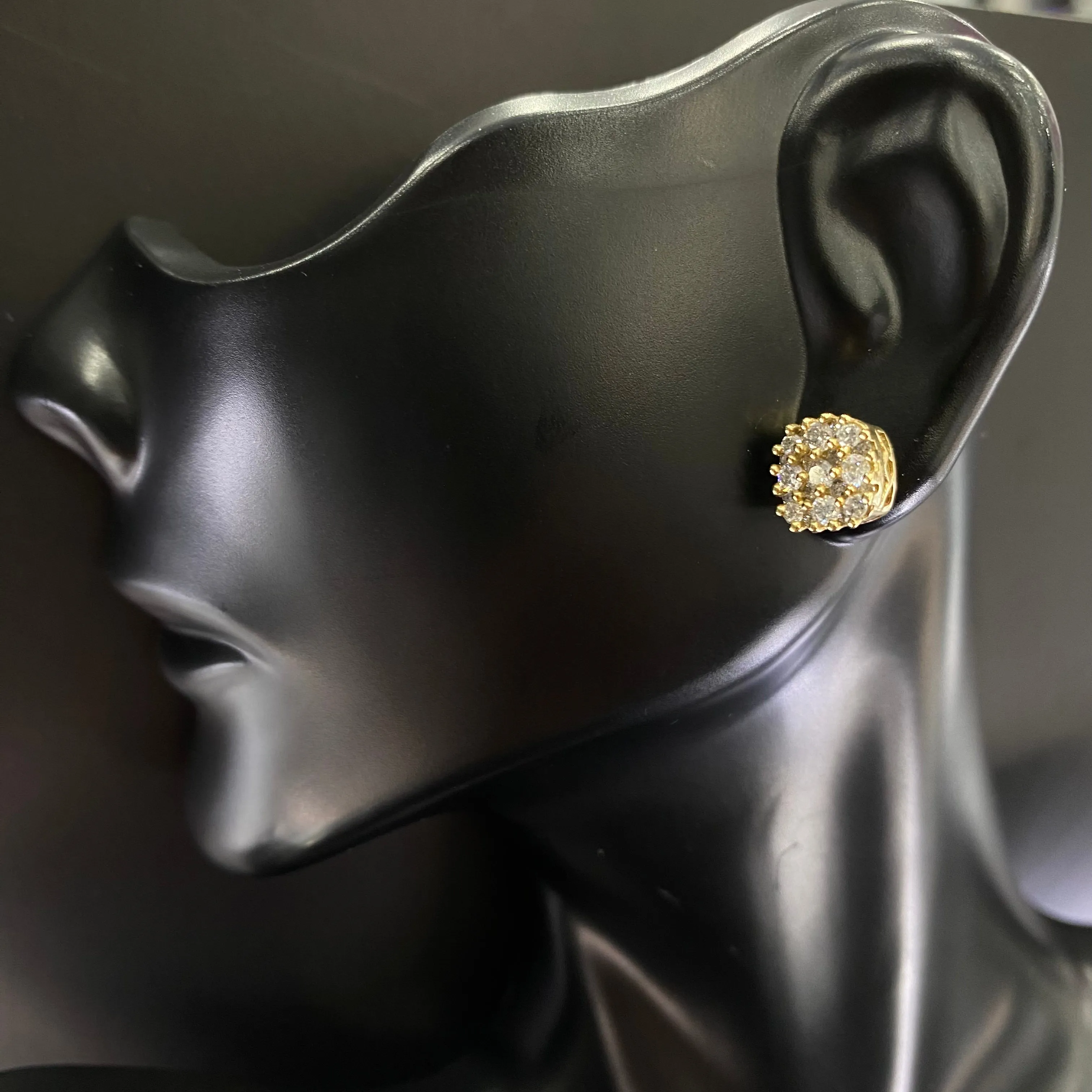 10K Yellow Gold Diamond Square Mesh Stud Earrings / 2.2gr