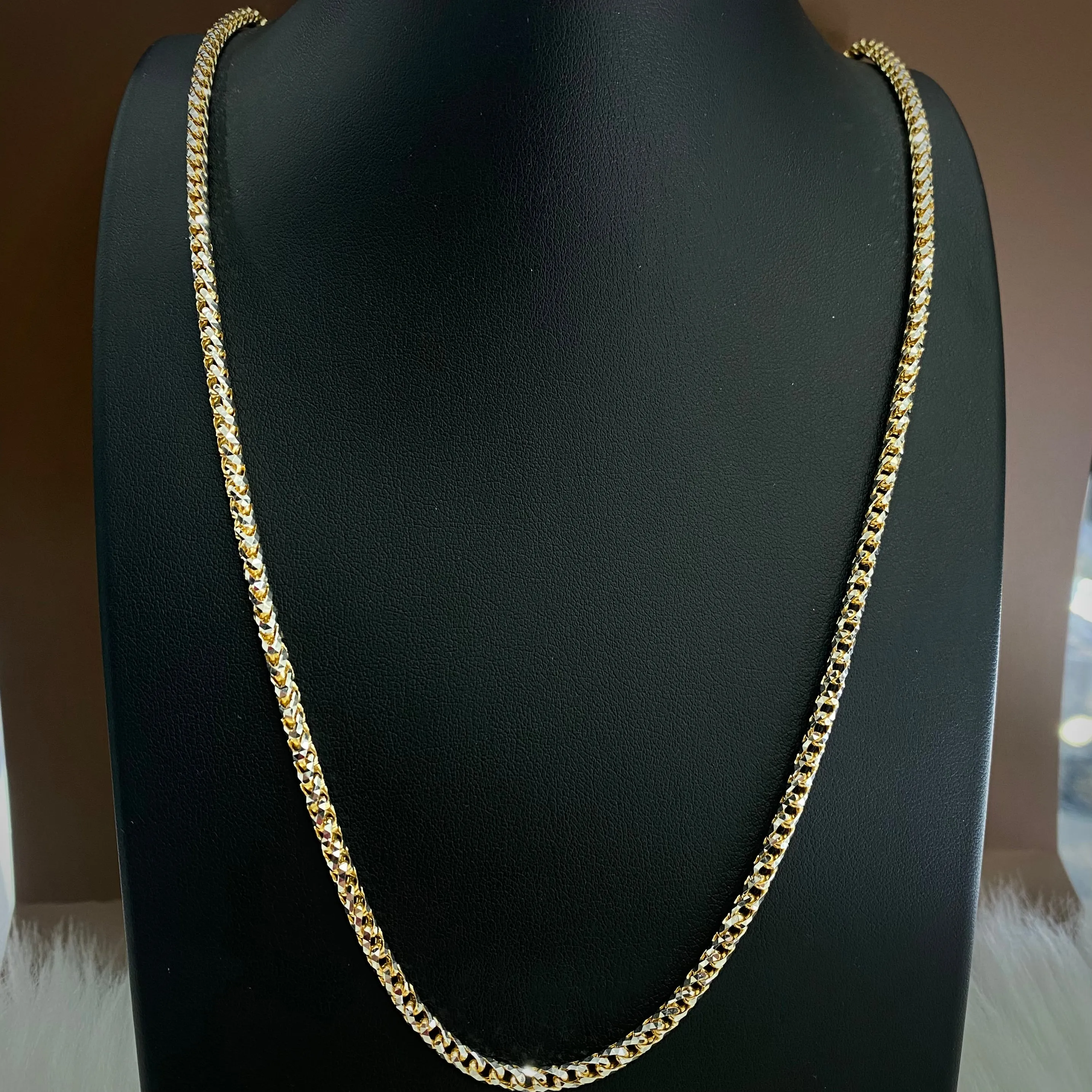 10K Yellow - White Gold Diamond Cut Chain / 25.8gr / 3.1mm / 22in