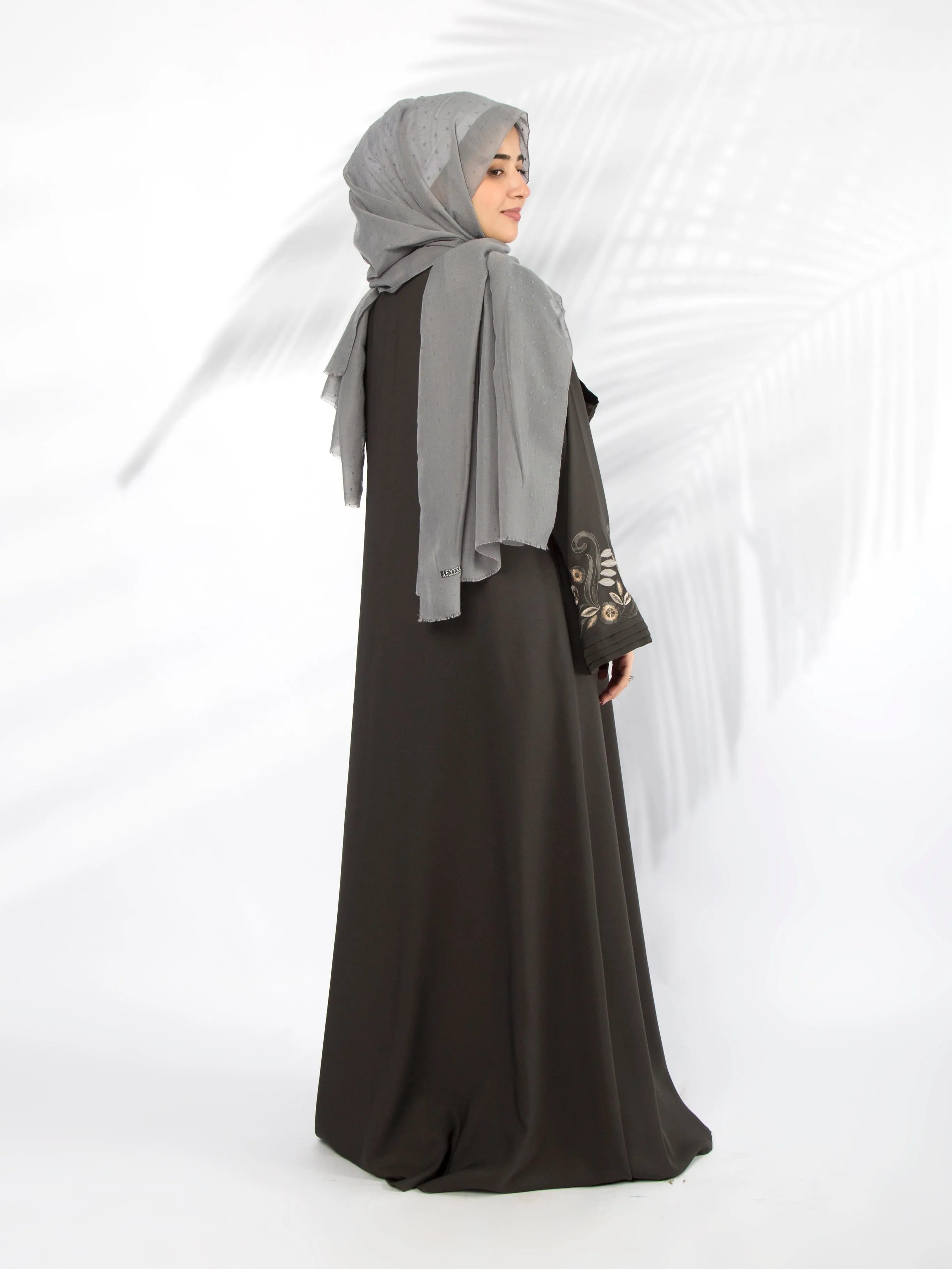 3D Embroidered Abaya (Charcoal)