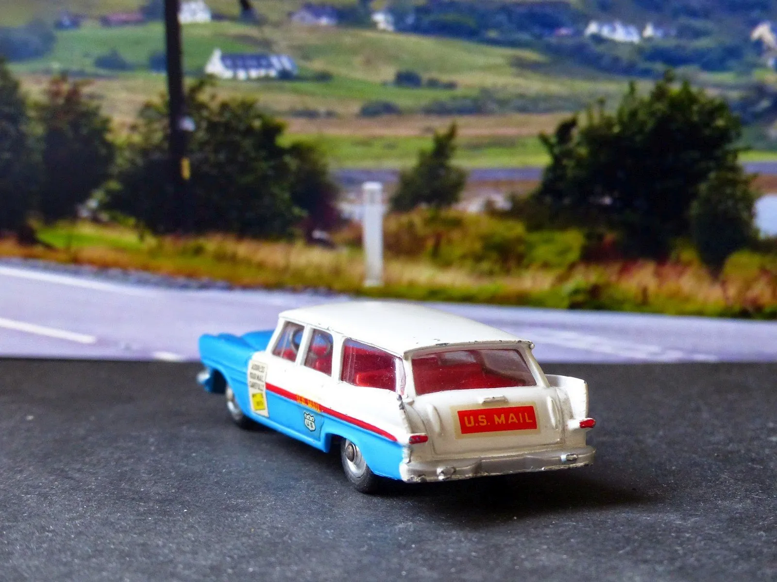 443 Plymouth Sports Suburban US Mail