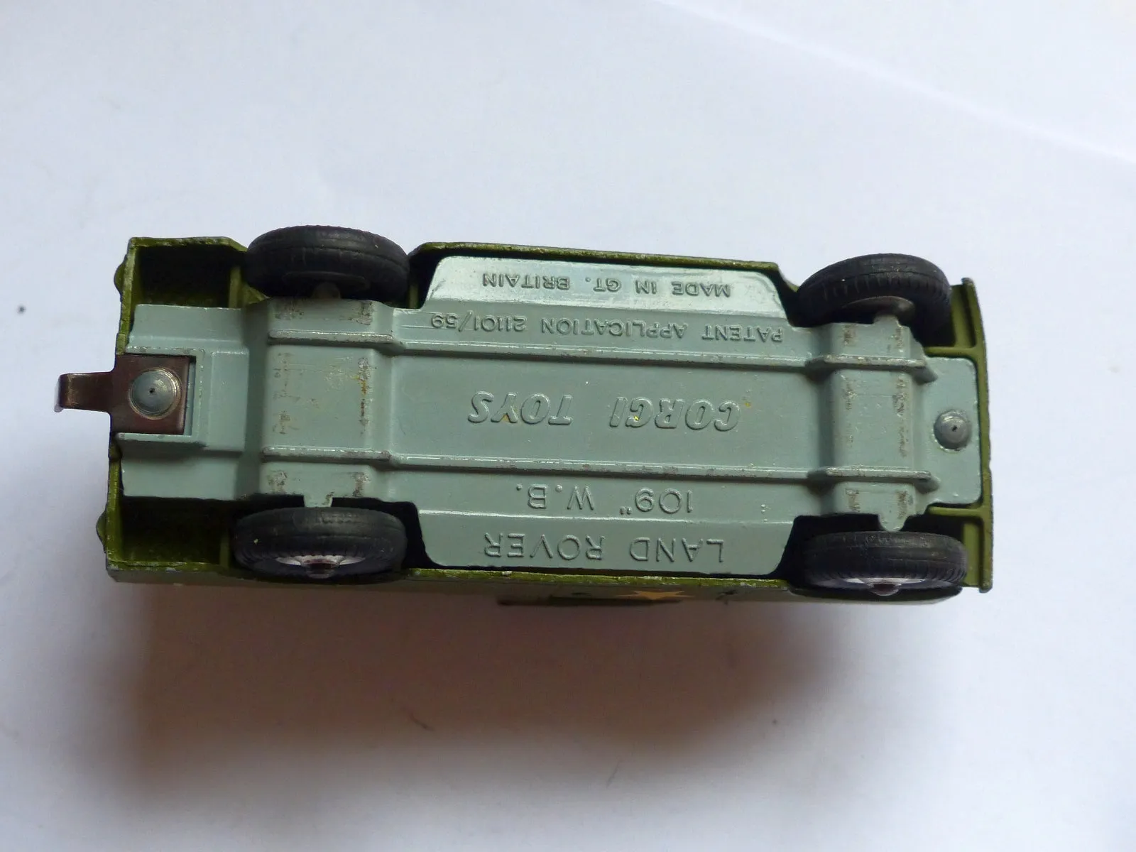 500 US Army Land Rover