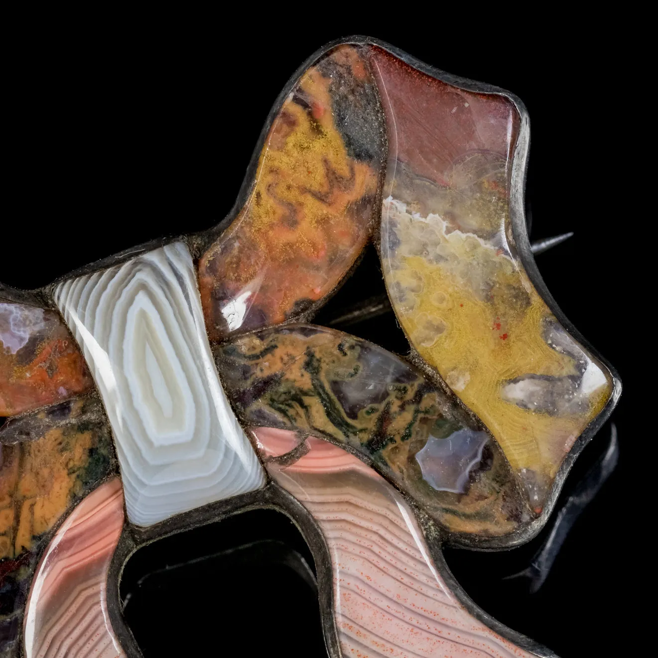 Antique Victorian Scottish Agate Bow Brooch Circa 1880