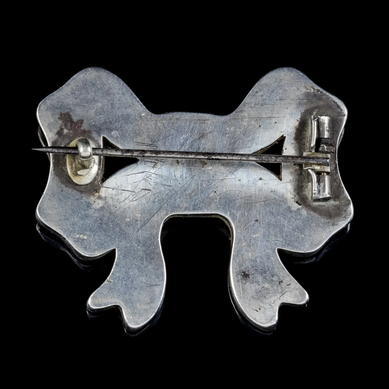 Antique Victorian Scottish Agate Bow Brooch Circa 1880