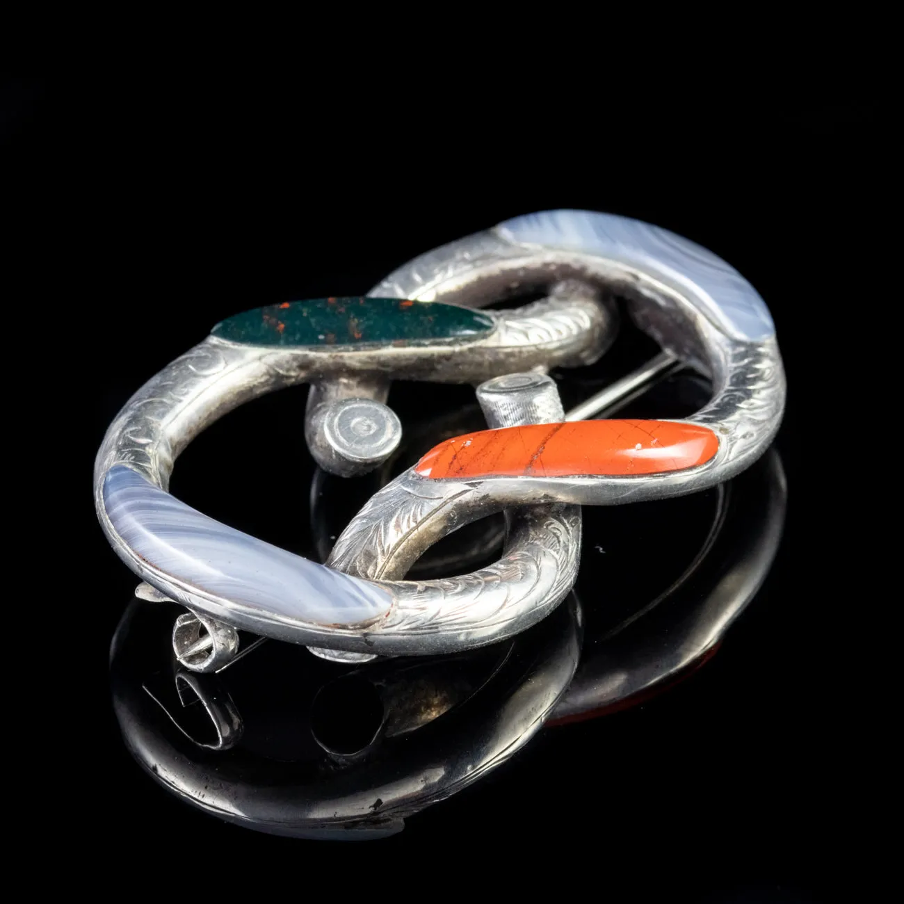 Antique Victorian Scottish Silver Agate Knot Brooch Circa 1860