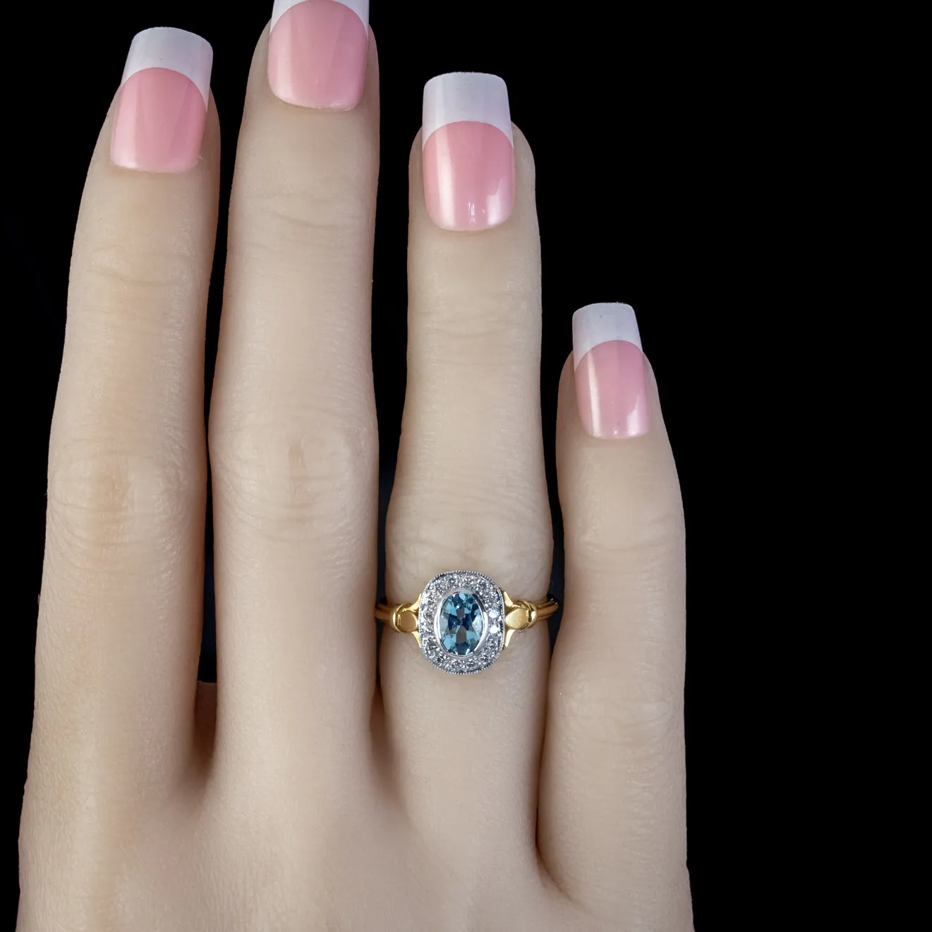 Aquamarine Diamond Cluster Ring 18ct Gold Dated 1998