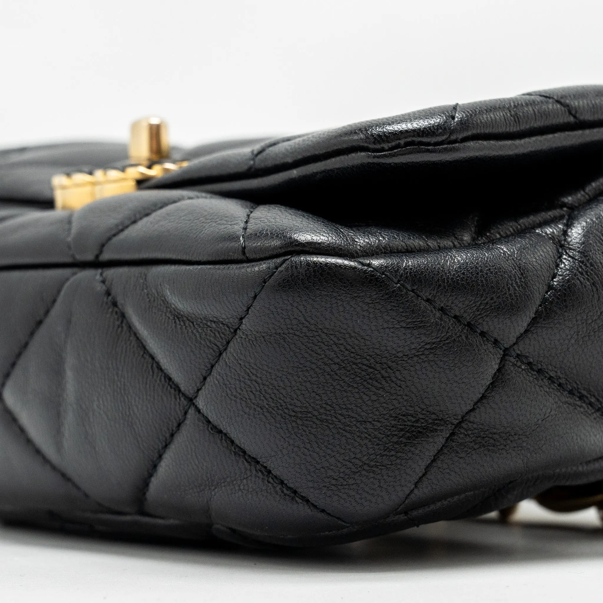 Chanel 19 Quilted Waist Belt Bag Calfskin Black GHW