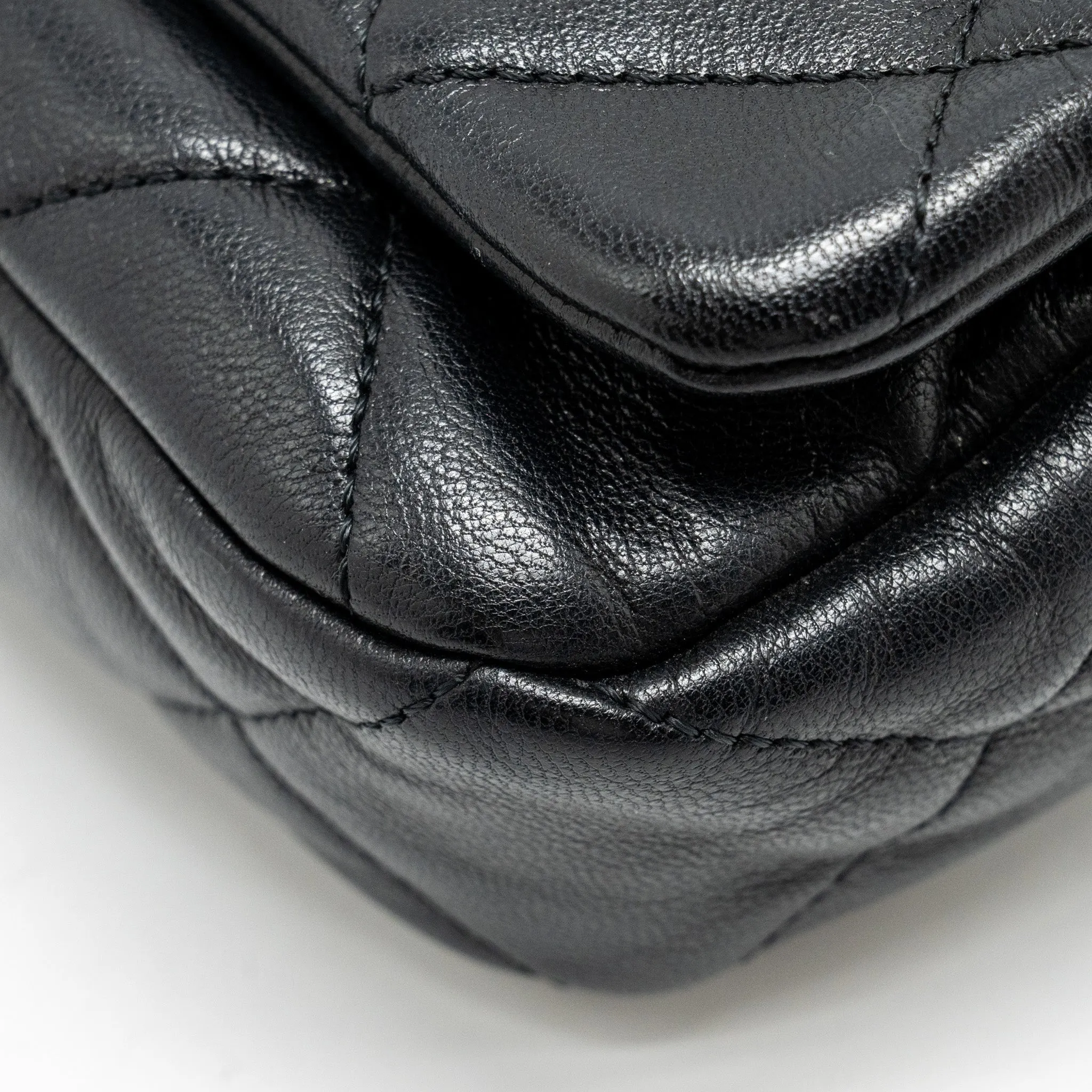 Chanel 19 Quilted Waist Belt Bag Calfskin Black GHW