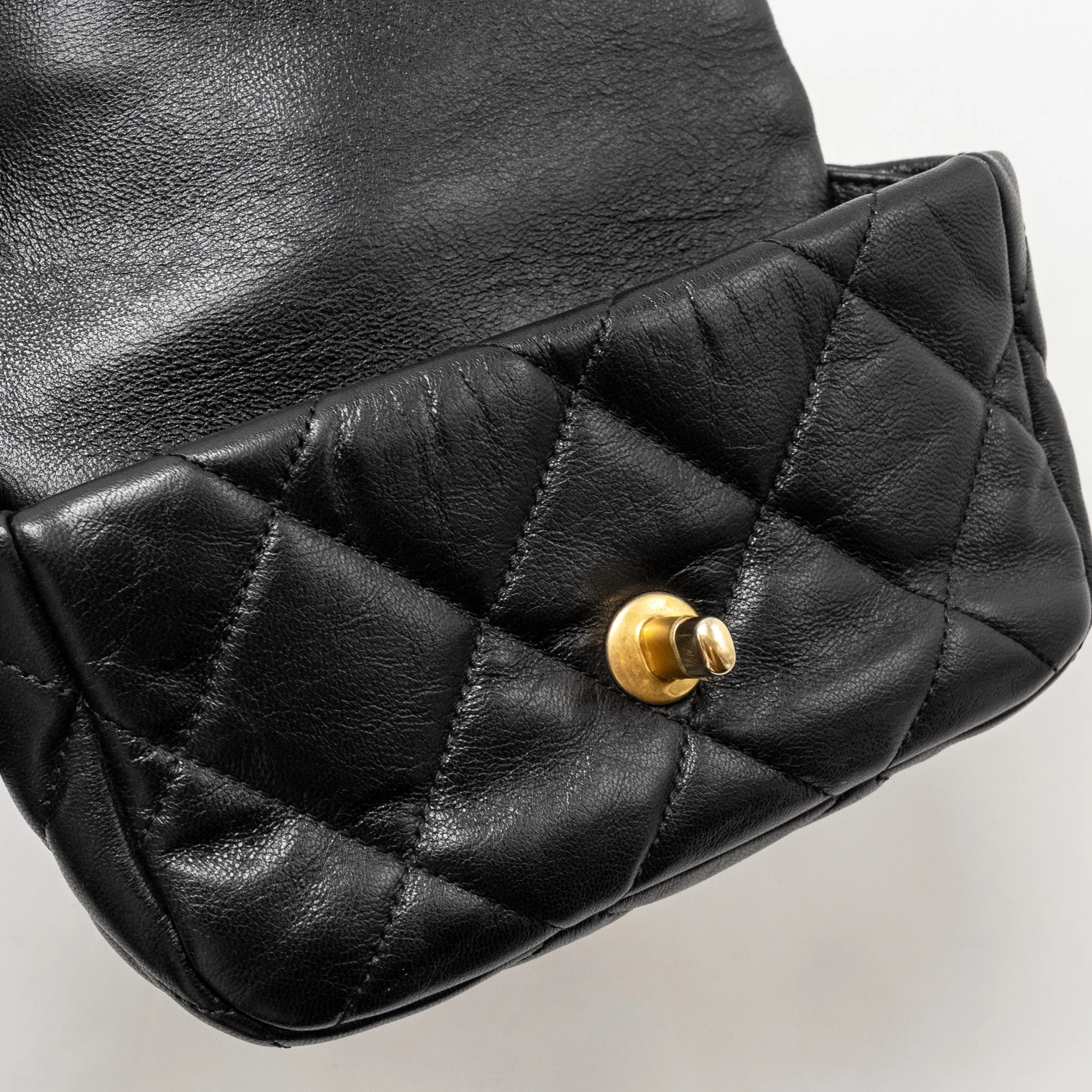 Chanel 19 Quilted Waist Belt Bag Calfskin Black GHW