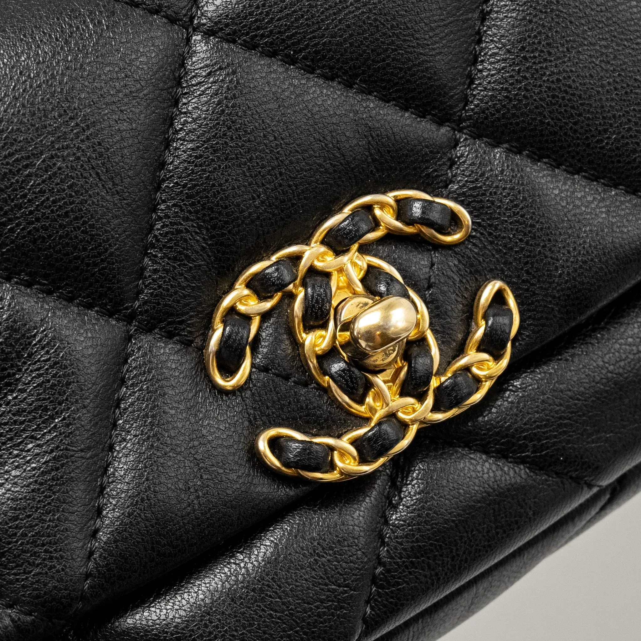 Chanel 19 Quilted Waist Belt Bag Calfskin Black GHW