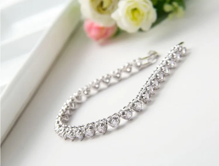 Charming Hearts Tennis Bracelet