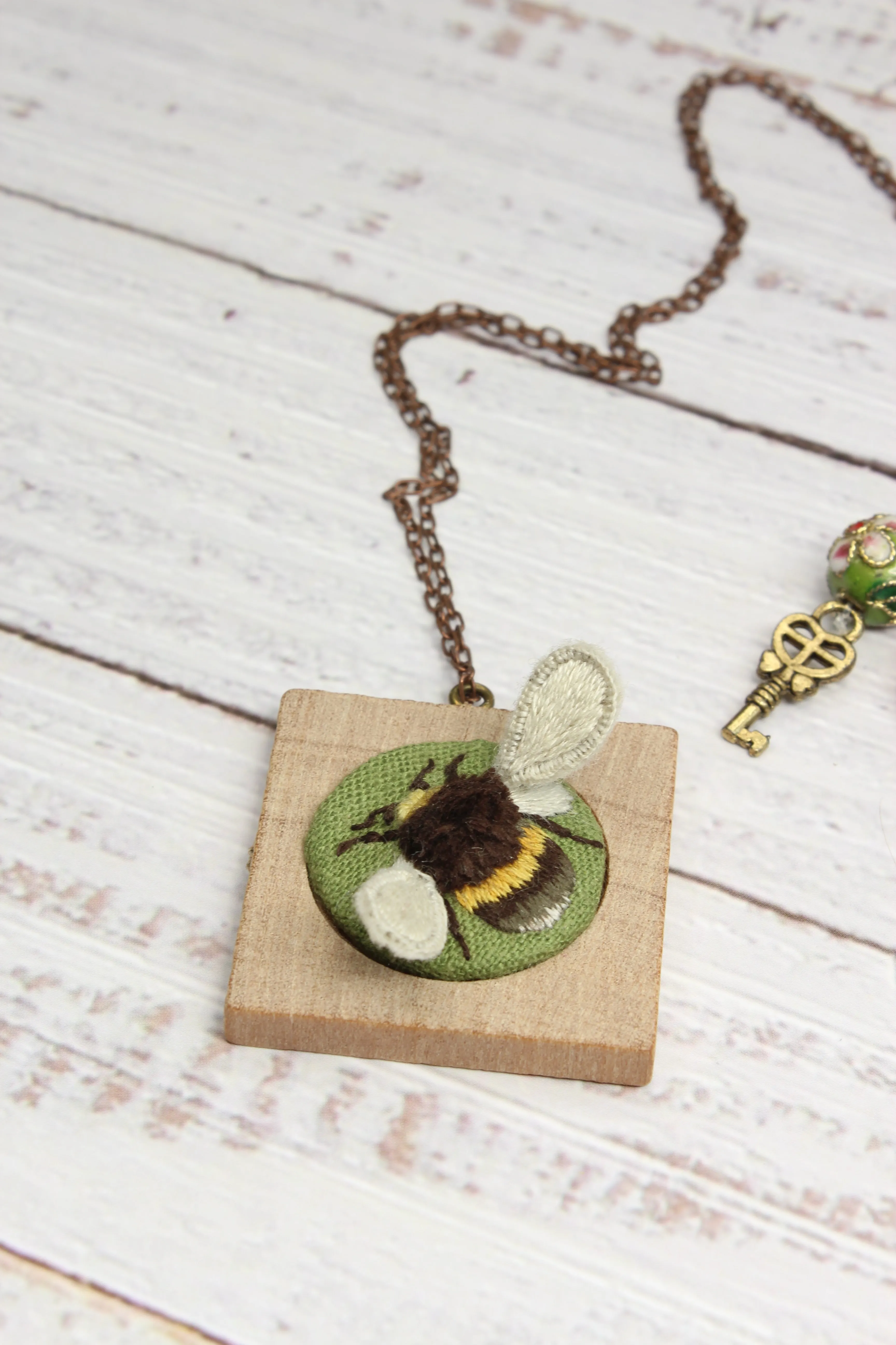 Embroidery Stumpwork Bee Necklace