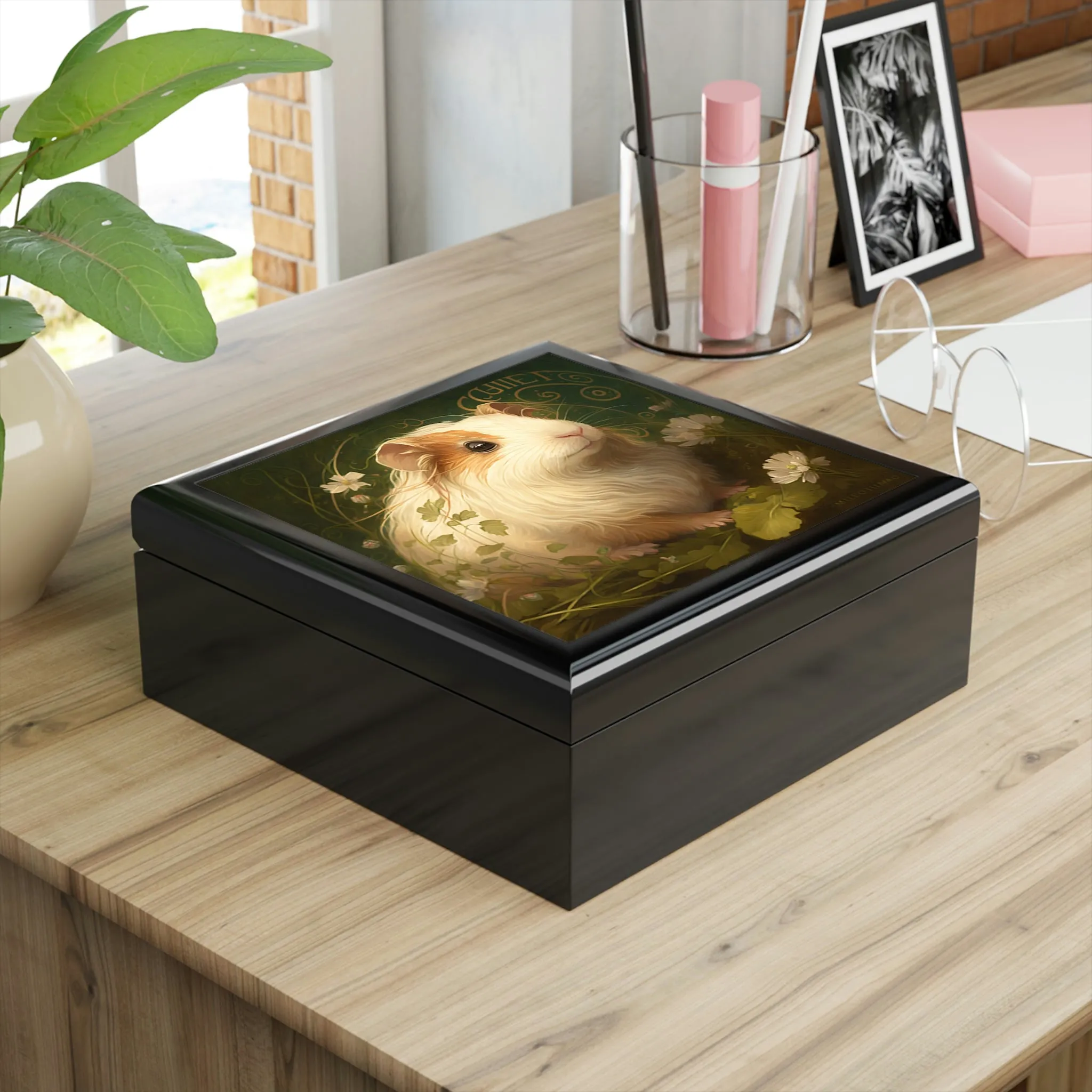 Emerald Guinea Pig Jewelry Box