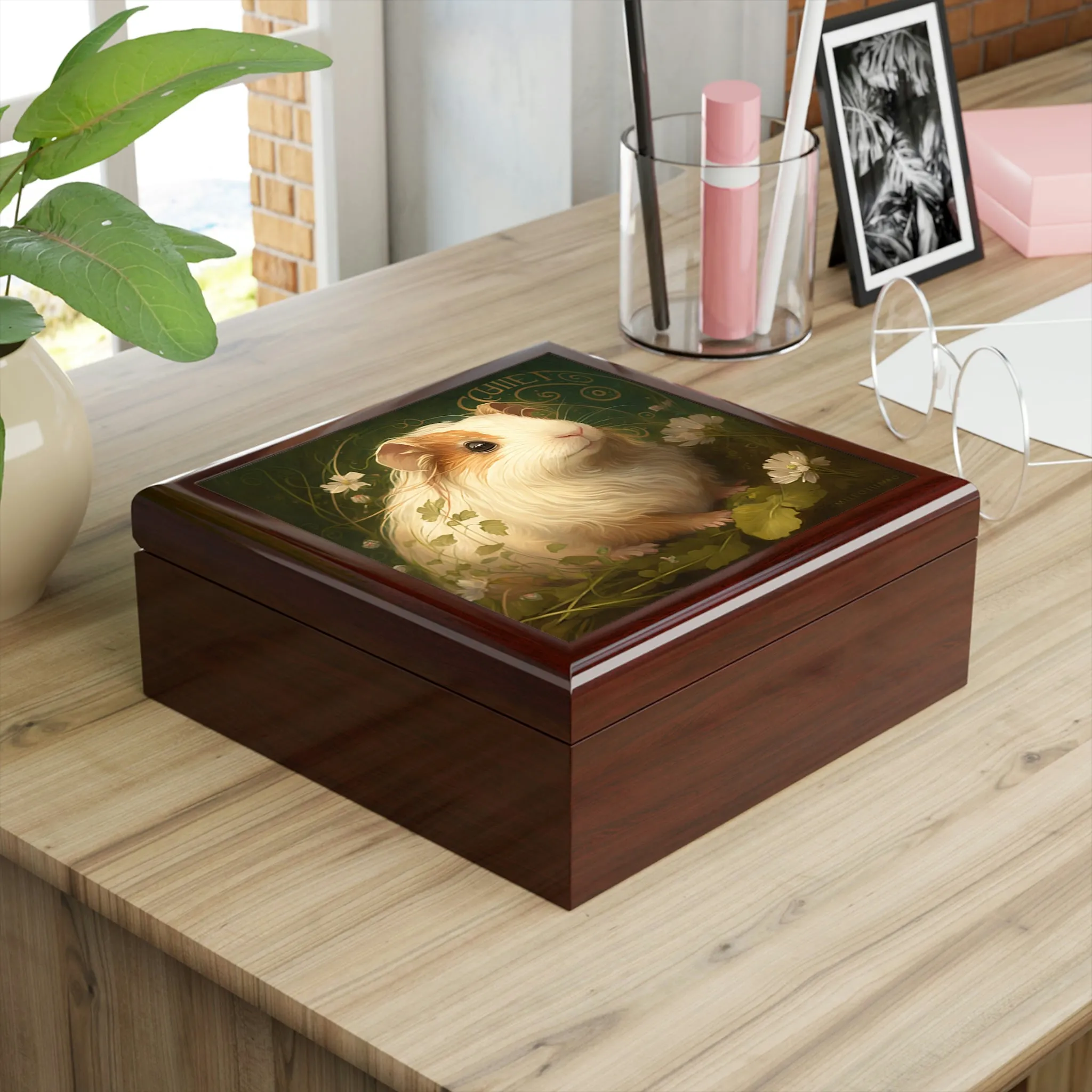 Emerald Guinea Pig Jewelry Box