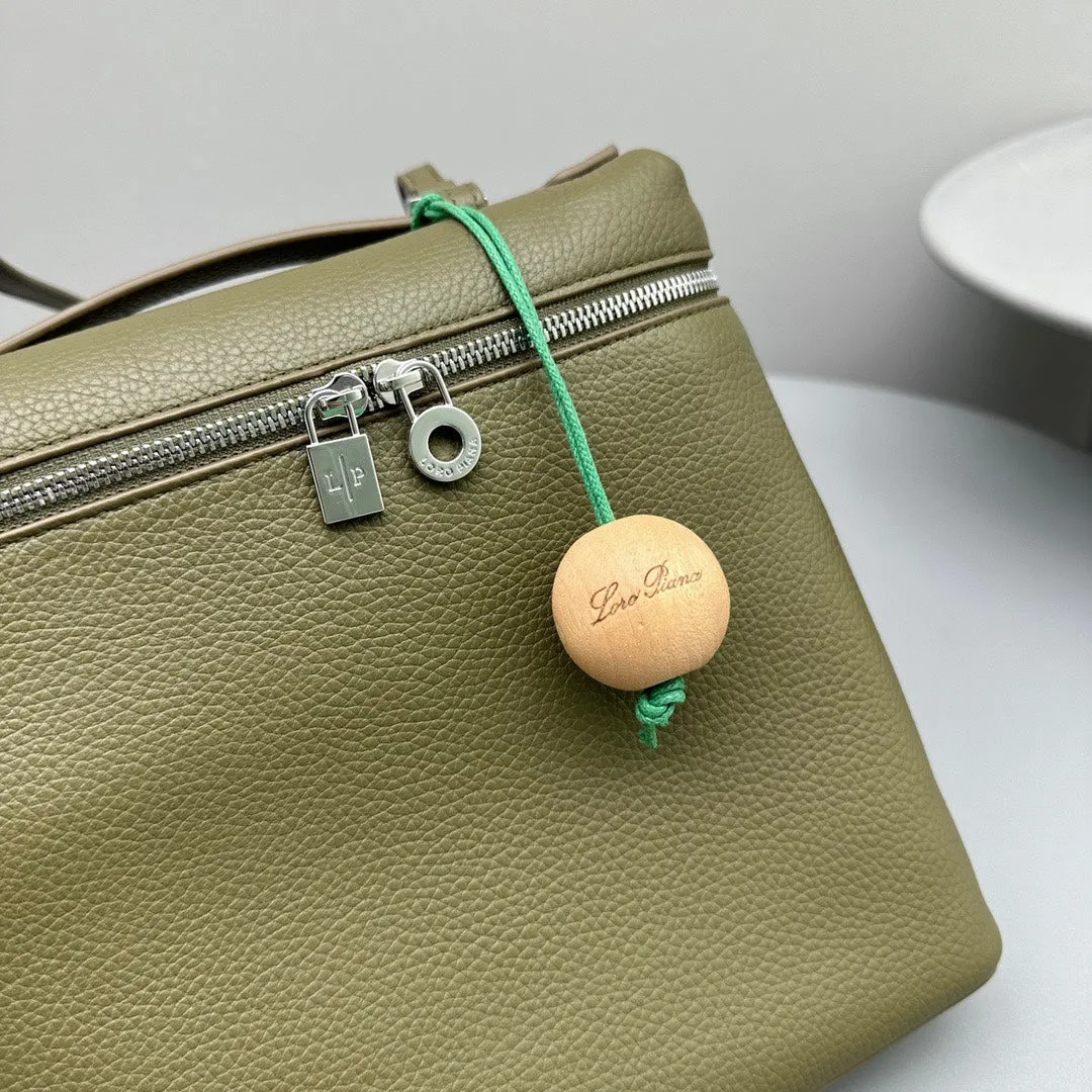 Extra Pocket Backpack 23 Olive Cowhide Shw