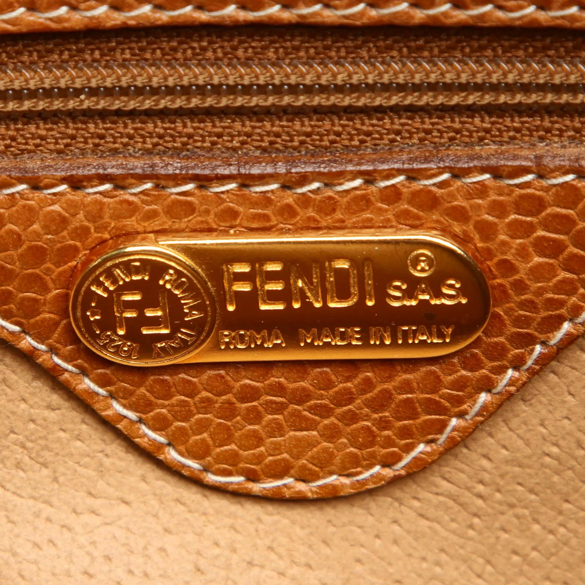 Fendi Selleria Leather Crossbody Bag (SHG-11835)