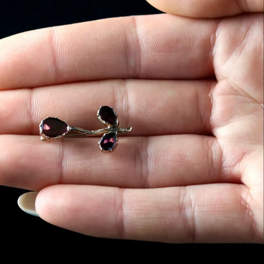 Georgian Flat Cut Garnet Brooch 18Ct Circa 1770