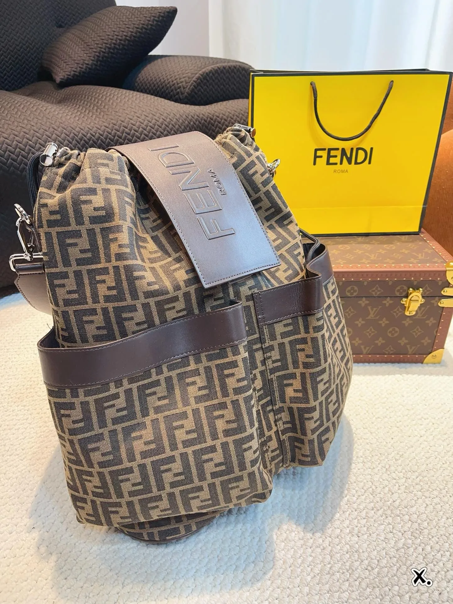 MBG067 FF Jacquard Fendi Strike Medium / 13.3x2x16.5inch