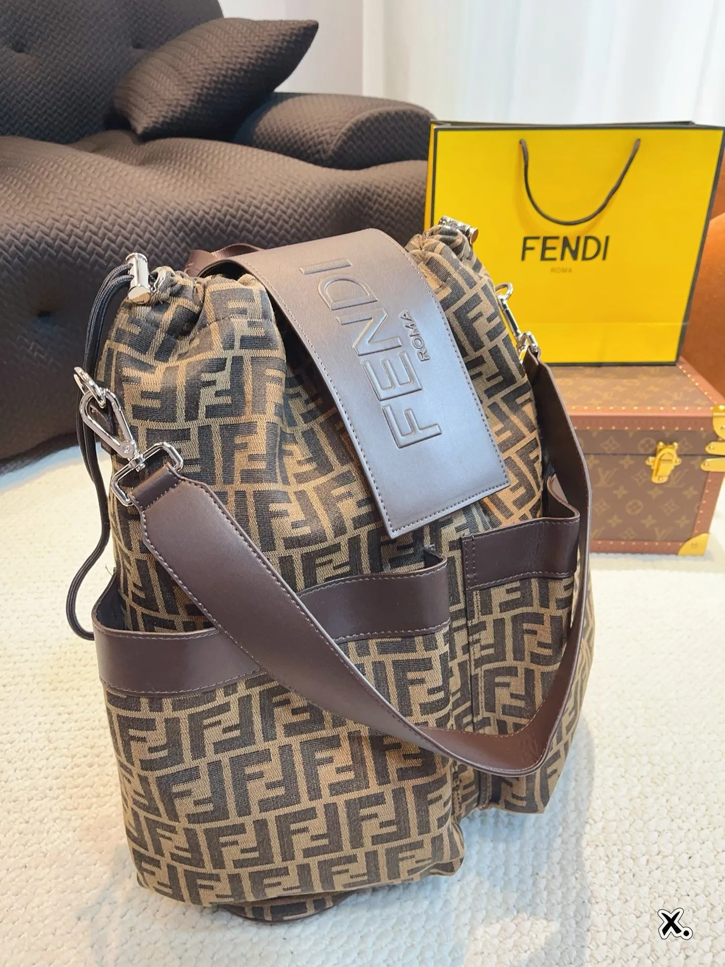 MBG067 FF Jacquard Fendi Strike Medium / 13.3x2x16.5inch