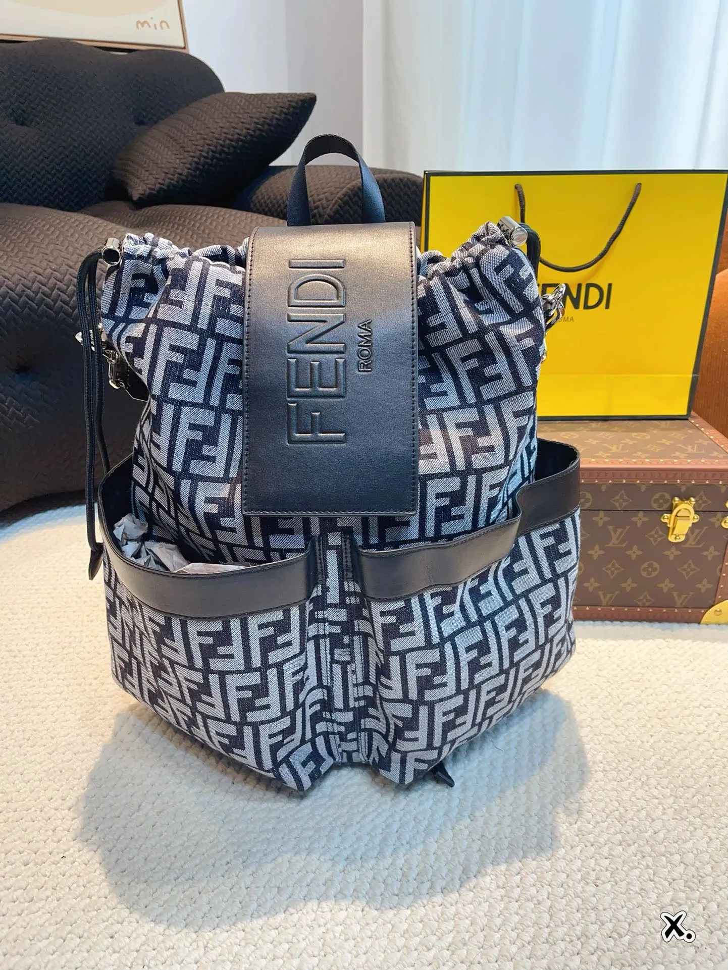 MBG067 FF Jacquard Fendi Strike Medium / 13.3x2x16.5inch