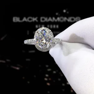 Oval Cut 2.0 Ct Diamond Engagement Ring