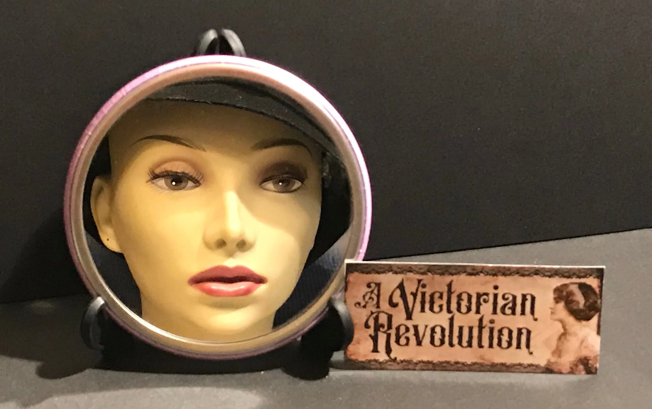 Pocket Mirror - Victorian Woman