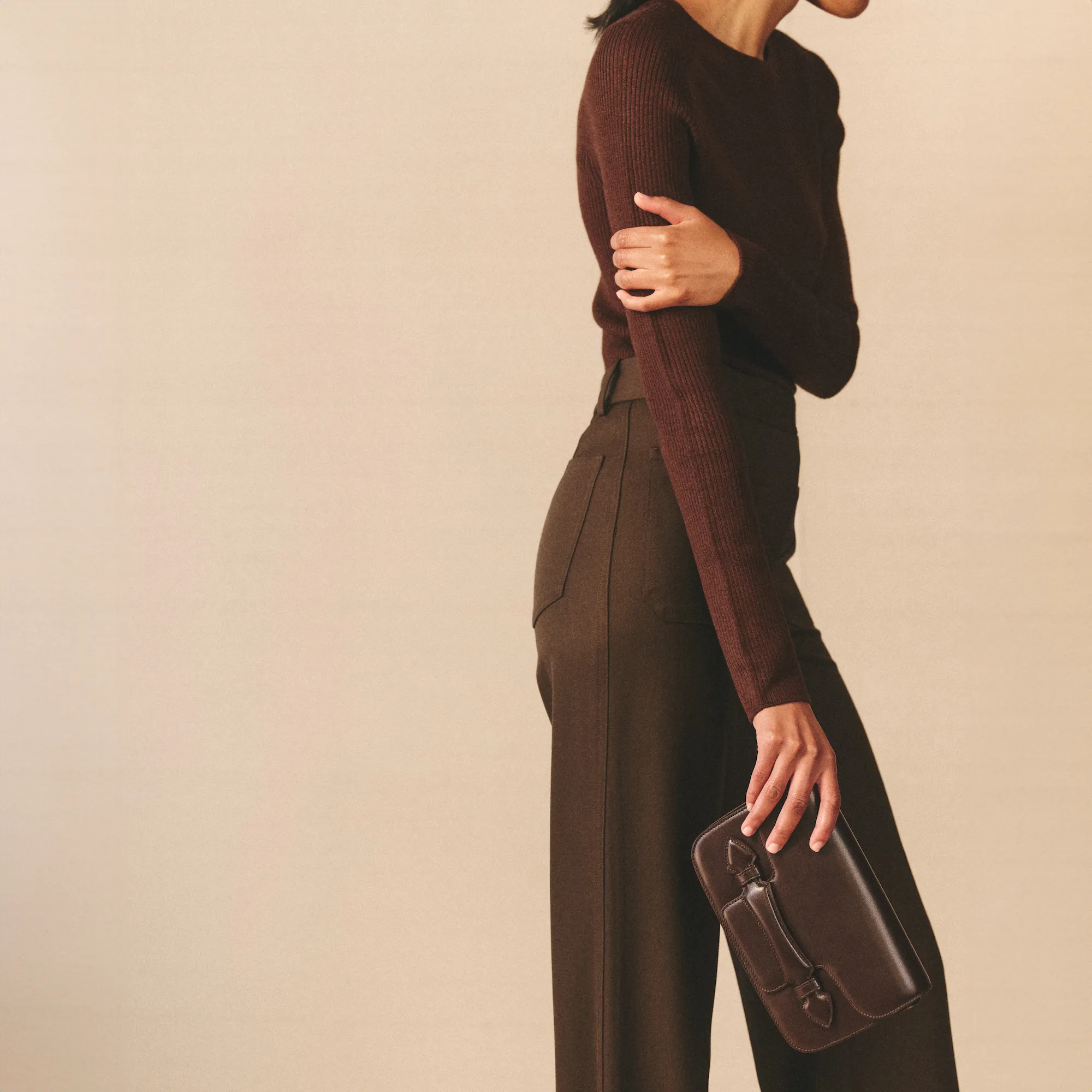 Romy Clutch in Chocolate