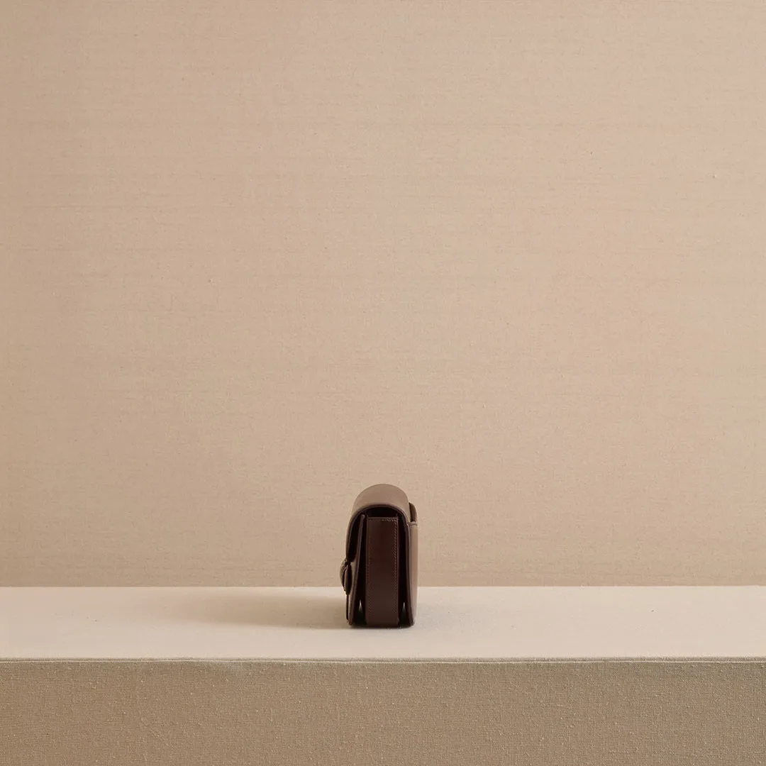 Romy Clutch in Chocolate
