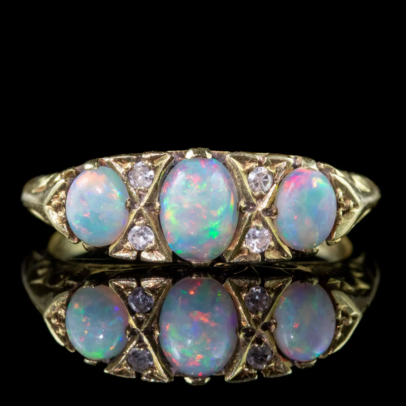 Vintage Opal Diamond Ring 0.74ct Opal Dated 1976
