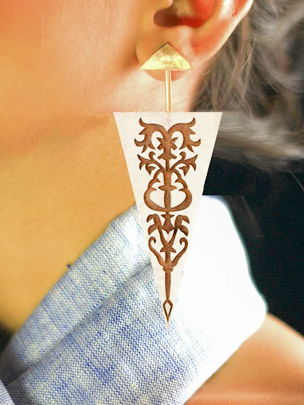 WANDERER HANDCARVED EARRINGS